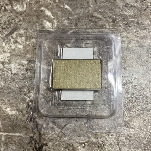 Aloette Other - Aloette Custom Eyesilks - Moss Eyesilk Eyeshadow‎ Single